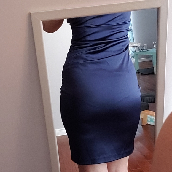 Worn once! Le chateau- Formal dress NWOT - Picture 16 of 16